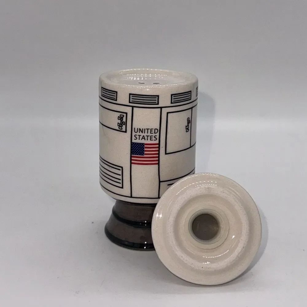 Apollo Command Capsule Salt and Pepper Set - Picture 2 of 5